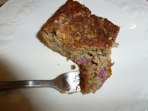 Rhubarb Raspberry crump cake